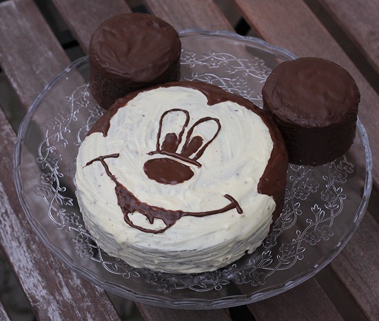 Mickey Mouse Cake Eatbakelove